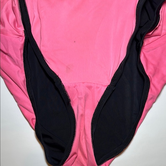 Victoria’s Secret Pink One-Piece Swimsuit High Cut Leg Low Back Size Large - Picture 8 of 8